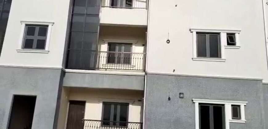 6 Units of 3 Bedrooms Block of Flat with an Independent 2 Rooms BQ