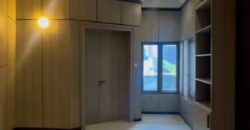 6 bedrooms Terrace with private compound at 9 jahi, Abuja.