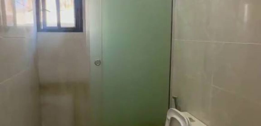 6 bedrooms Terrace with private compound at 9 jahi, Abuja.